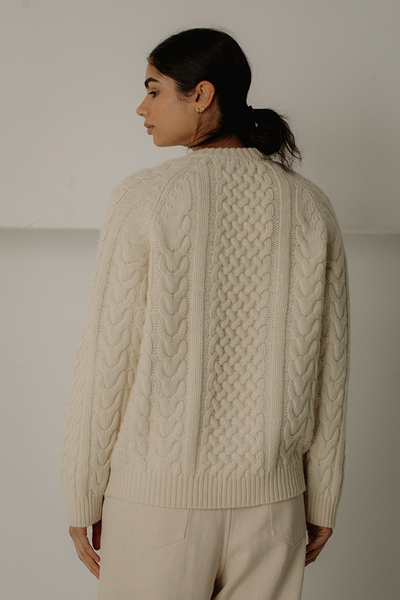 Bare Knitwear Porteau Cable Crew in Ecru