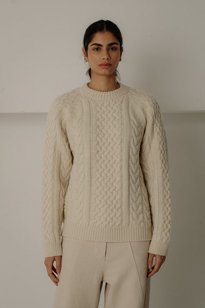 Bare Knitwear Porteau Cable Crew in Ecru