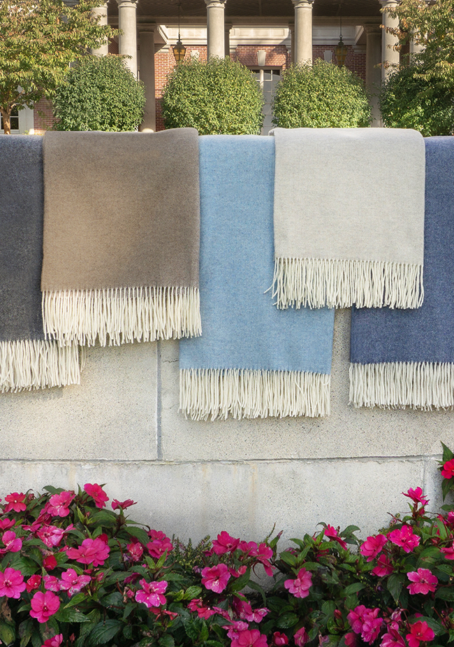 St. Genève Freya Throw