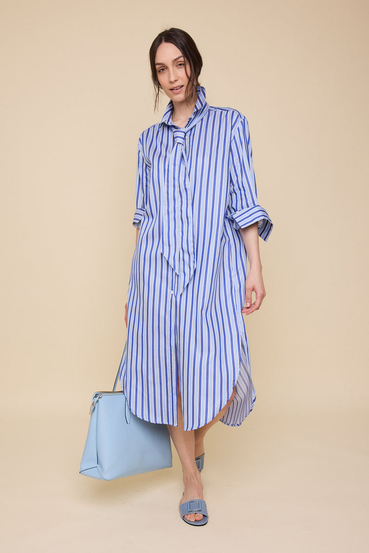 Long Belted Shirt Dress<br>in Blue en Bleu Stripe