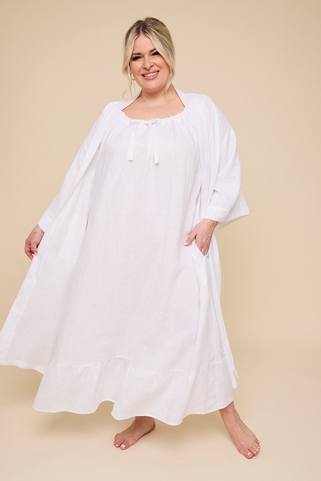 Set - Robe & Long Sleeveless Nightie<br>in White Linen