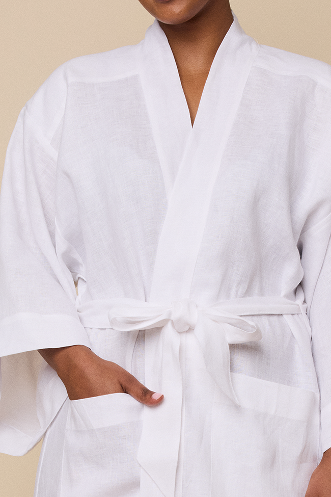 Robe White Linen