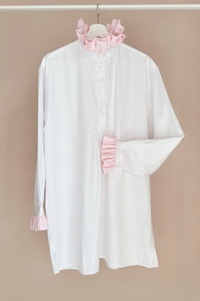 LIMITED EDITION: Short Sleep Shirt with Contrast Ruffle<br>in White Royal Oxford