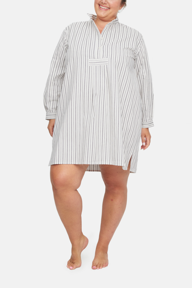 Short Sleep Shirt Uneven Black Stripe Plus