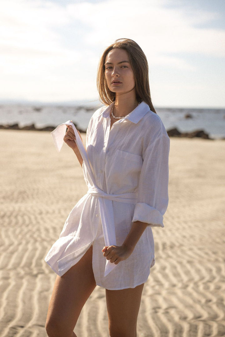 Classic Shirt<br>in White Linen