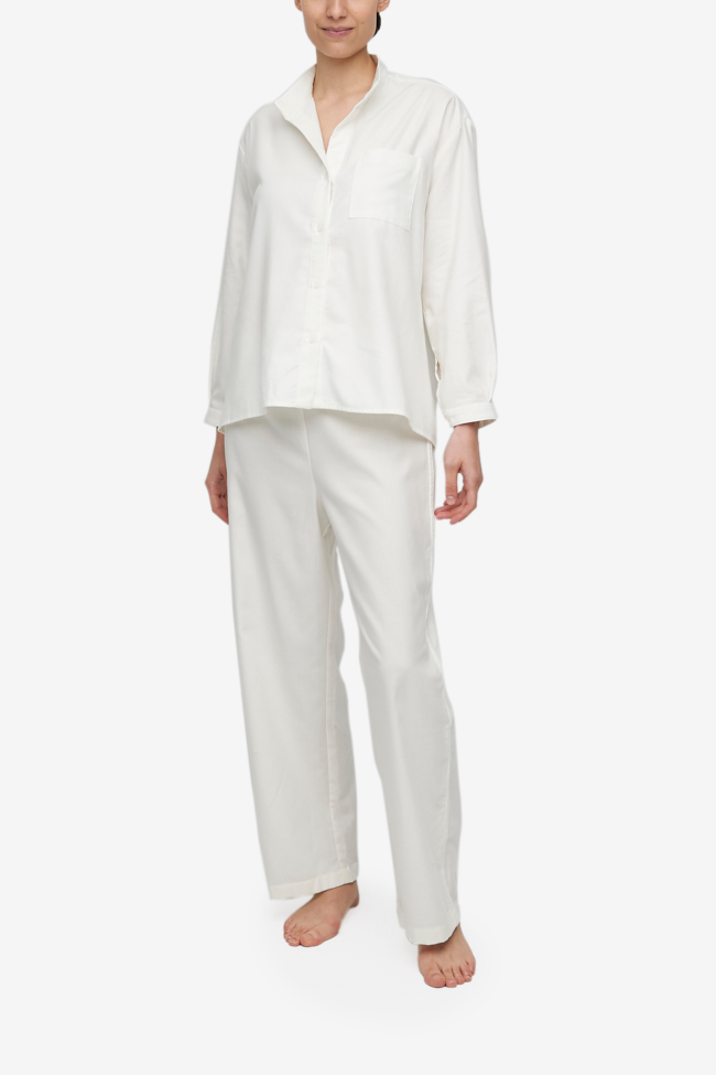 Pyjama set - long-sleeve top and matching lounge pant. Made in a cotton cashmere blend in a winter white colour.