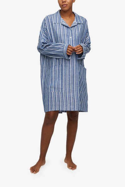Oversized night-shirt, long sleeve and three quarter placket. Large patch pockets on the front. Made from a beautiful linen-cotton blend in a blue and white stripe.