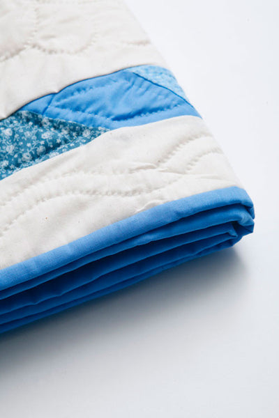 Amish Lone Star Blues Throw Quilt