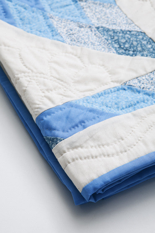 Amish Lone Star Blues Throw Quilt