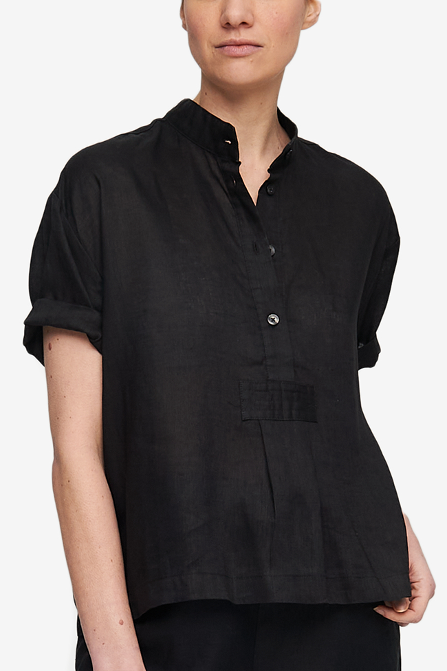 Set - Short Sleeve Cropped Sleep Shirt and Lounge Short Black Linen