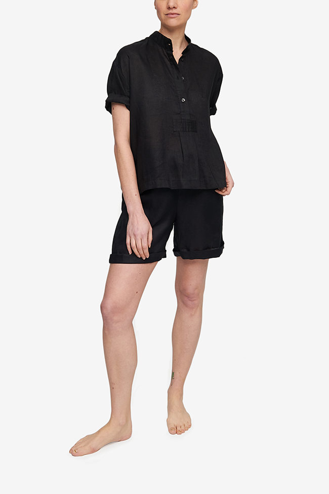 Set - Short Sleeve Cropped Sleep Shirt and Lounge Short Black Linen