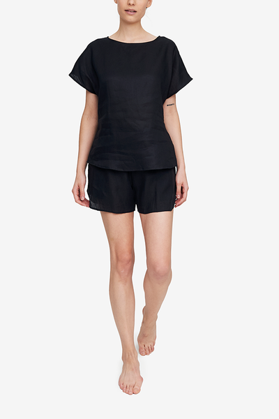 Set - Woven T-Shirt and Curved Hem Short Black Linen