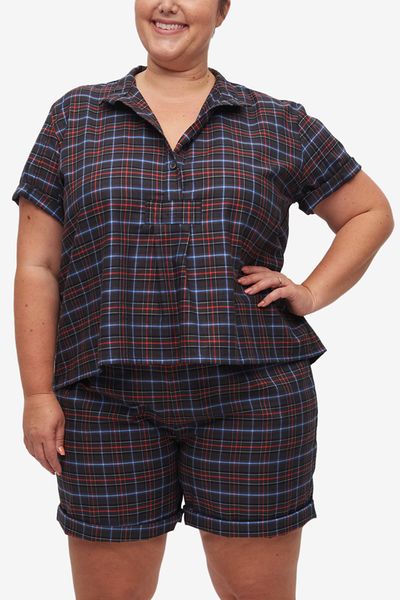 Set - Short Sleeve Cropped Sleep Shirt and Lounge Short Black Plaid