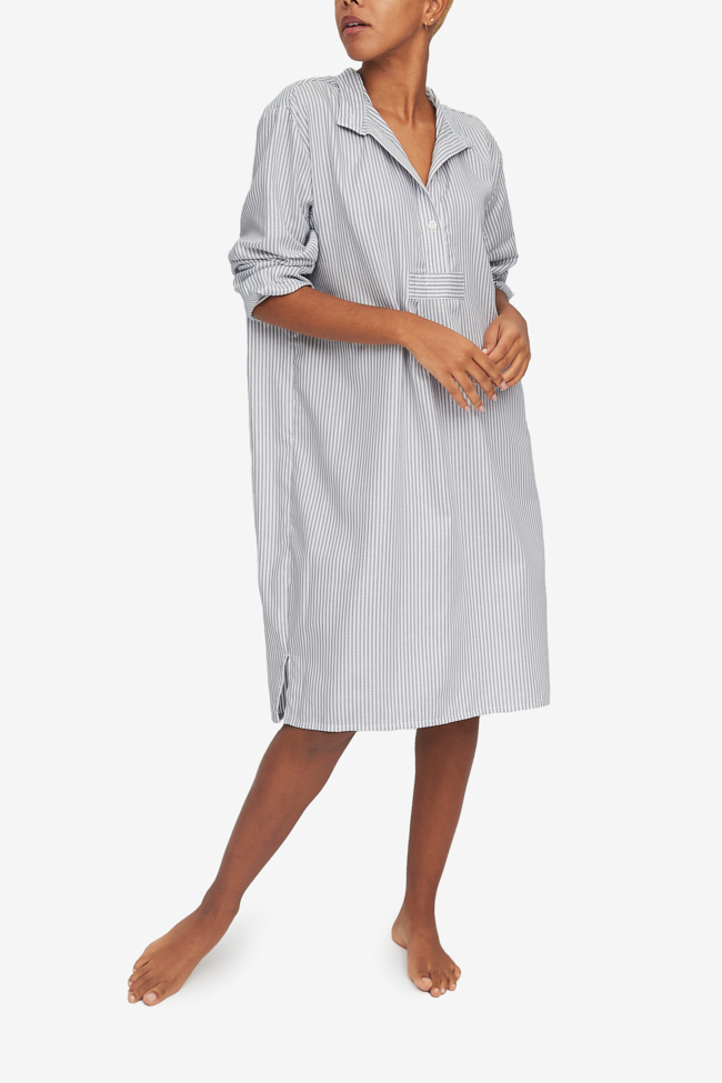 Lightweight, long-lasting cotton sleep and lounge wear from Canada. Long Sleep shirt with long sleeves, a high collar and a 3/4 placket. Grey chain-style stripe on white.