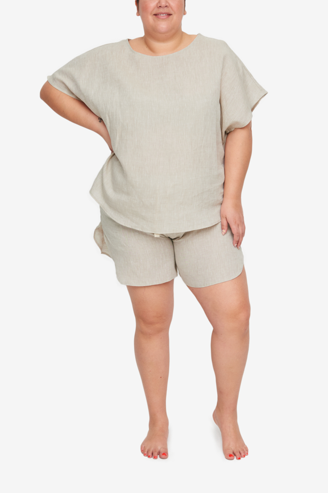 Set - Woven T-Shirt and Curved Hem Short Sand Linen
