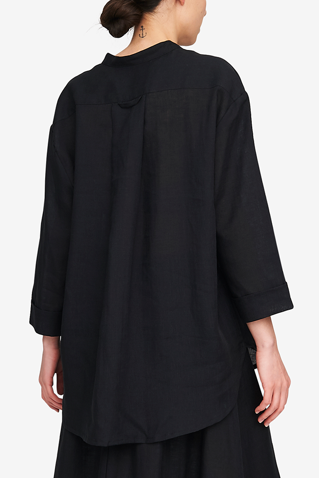 Slip On Top Black Linen